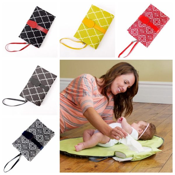 Baby plastic sheet / changing clutch Multi Colors