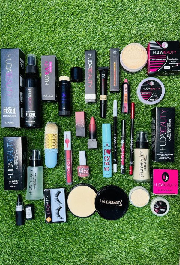 19 in 1 Makeup Cosmetics Deals