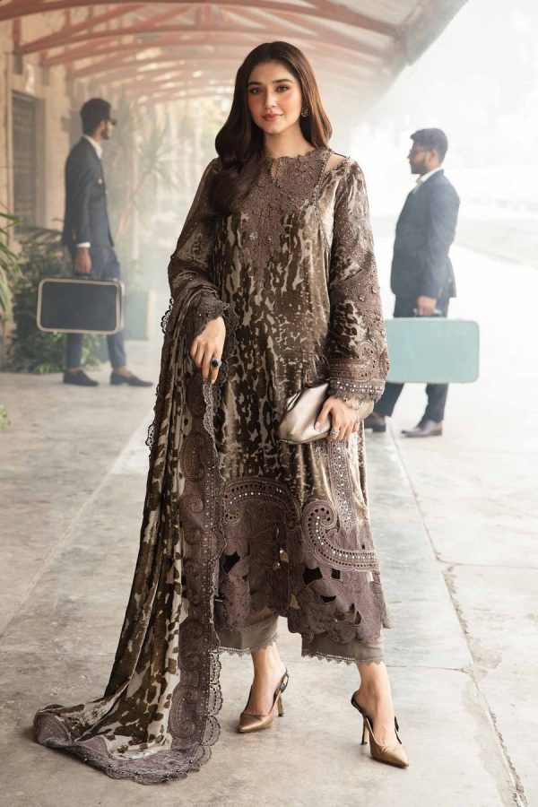 Elegant summer Printed Embroidery Lawn Unstitched Dress