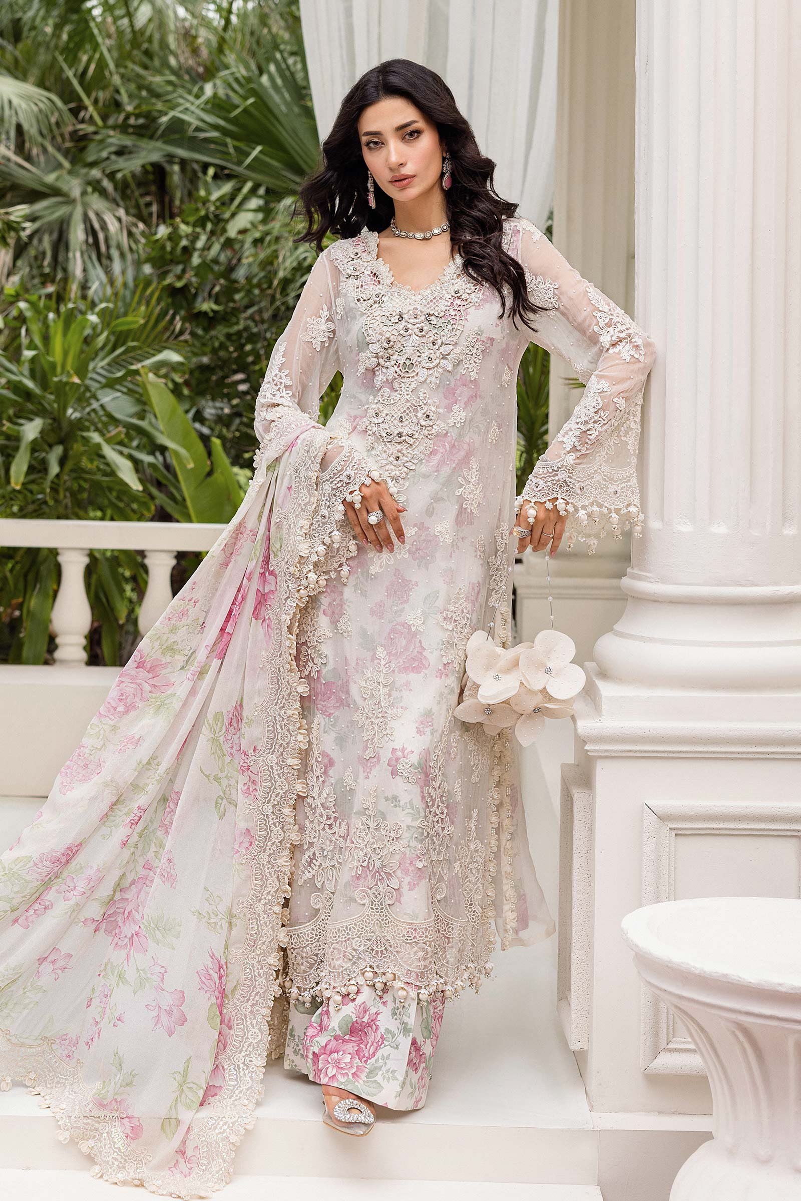 Elegant Luxury Work Unstitched Wedding Off-white floral Partywear Dress Nikha Walima Engagement Mehndi Mayon Dress